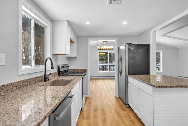 831 Opal Drive, Valparaiso, IN 46383