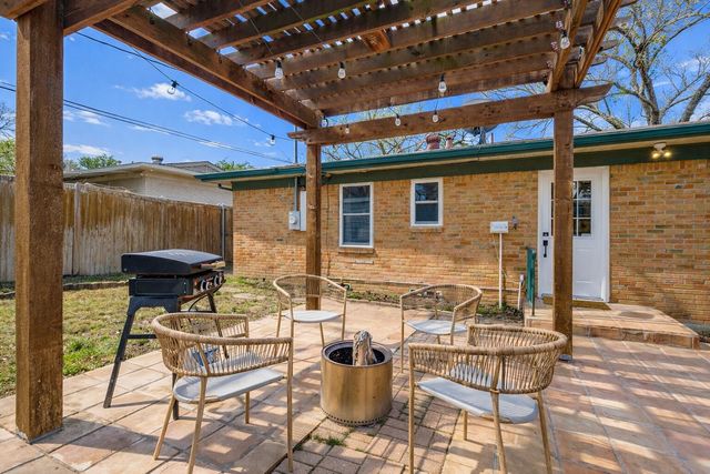 2217 Longwood Lane, Dallas, TX 75228