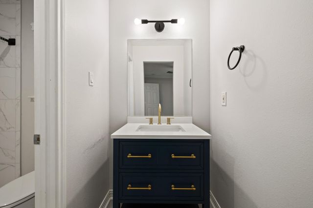 1206 Matthews Street, Houston, TX 77019