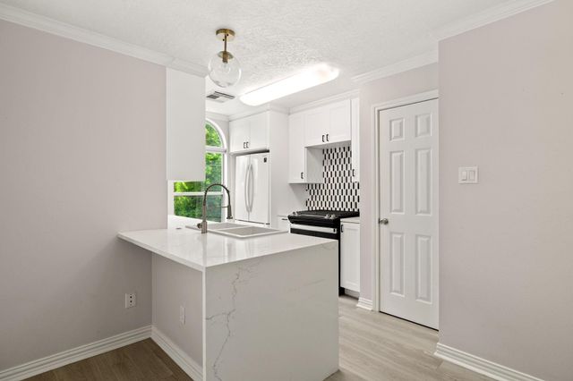 1206 Matthews Street, Houston, TX 77019