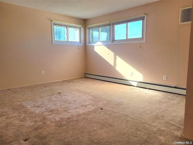 44 Return Lane, Levittown, NY 11756
