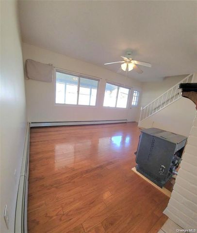 44 Return Lane, Levittown, NY 11756