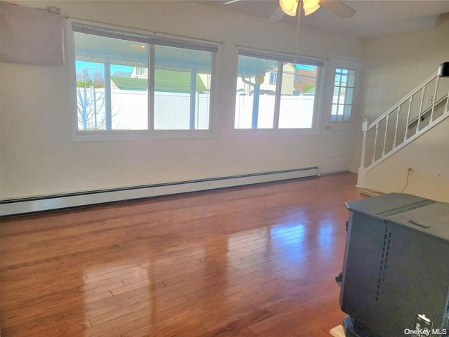 44 Return Lane, Levittown, NY 11756