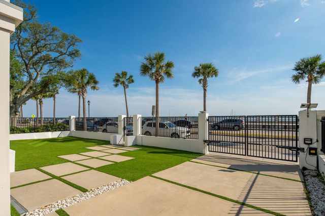 100 Murray Boulevard, Charleston, SC 29401