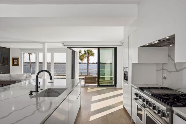 100 Murray Boulevard, Charleston, SC 29401