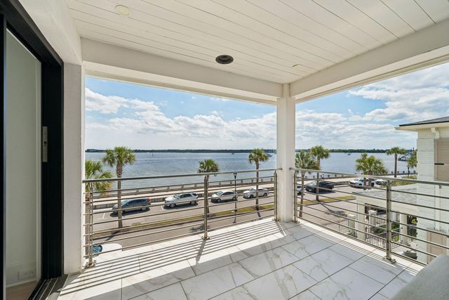 100 Murray Boulevard, Charleston, SC 29401