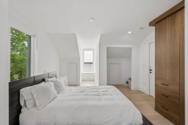 100 Murray Boulevard, Charleston, SC 29401