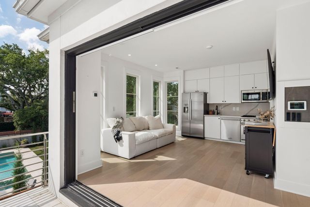 100 Murray Boulevard, Charleston, SC 29401