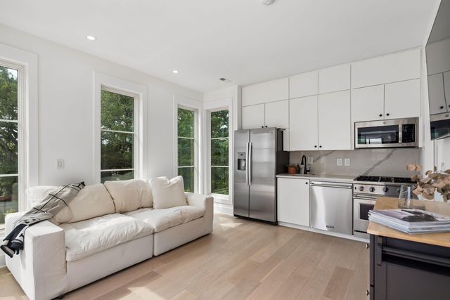 100 Murray Boulevard, Charleston, SC 29401