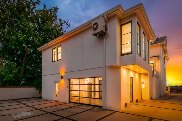 100 Murray Boulevard, Charleston, SC 29401