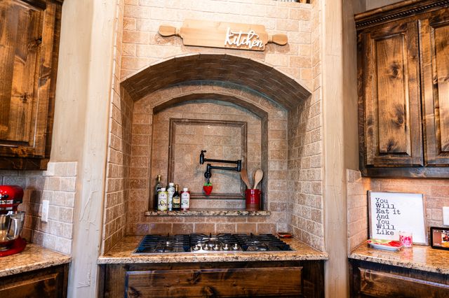 903 S Savage Creek Lane, Weatherford, TX 76087