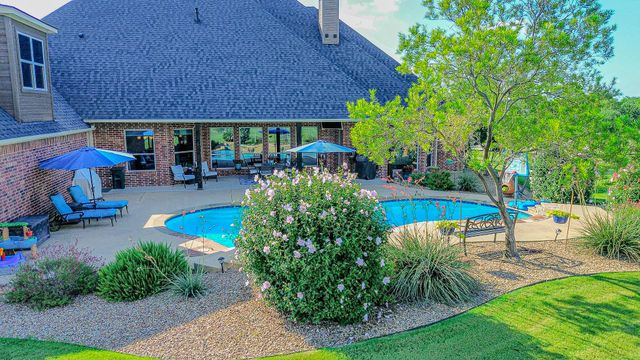 903 S Savage Creek Lane, Weatherford, TX 76087