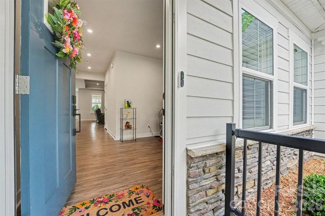 14811 Williams Place Alley, Davidson, NC 28036