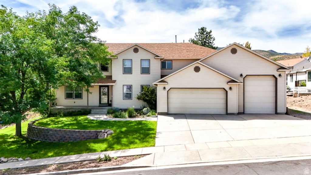 10162 S SOLSTICE VIEW DR, Copperton, UT 84006 — exterior