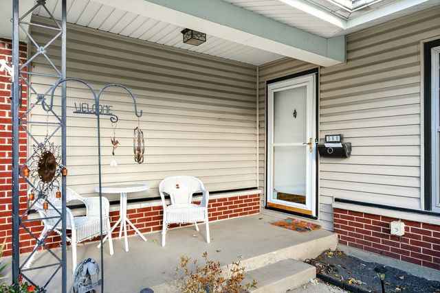 568 Cedar Lane, Elk Grove Village, IL 60007