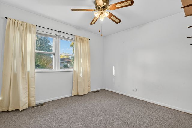 568 Cedar Lane, Elk Grove Village, IL 60007