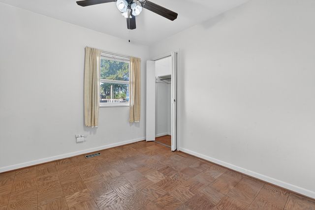 568 Cedar Lane, Elk Grove Village, IL 60007