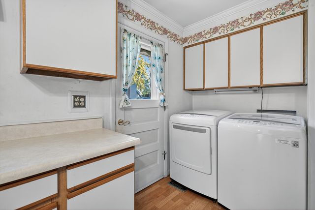 568 Cedar Lane, Elk Grove Village, IL 60007