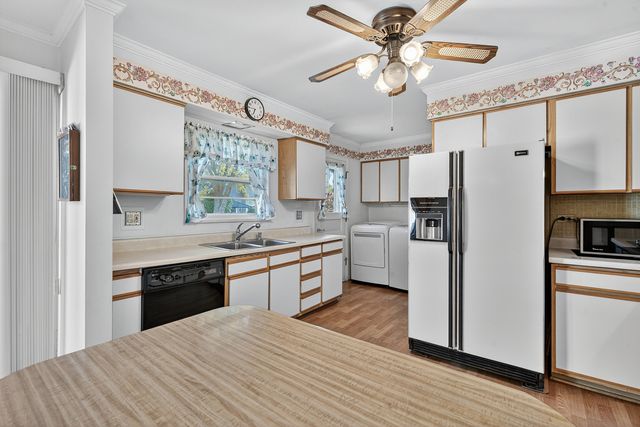 568 Cedar Lane, Elk Grove Village, IL 60007