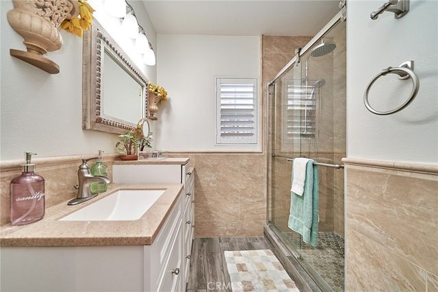 2690 Oregon, Long Beach, CA 90806