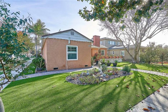 2690 Oregon, Long Beach, CA 90806