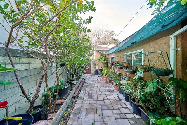 2690 Oregon, Long Beach, CA 90806