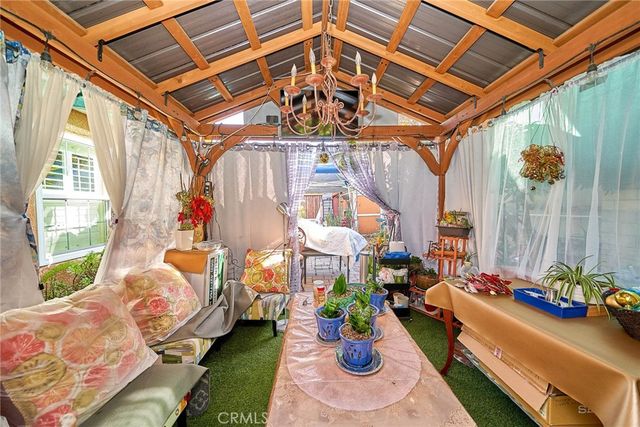 2690 Oregon, Long Beach, CA 90806