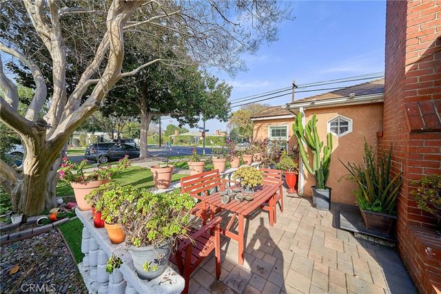 2690 Oregon, Long Beach, CA 90806
