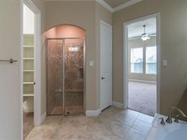 313 Wyndale Court, Lewisville, TX 75056
