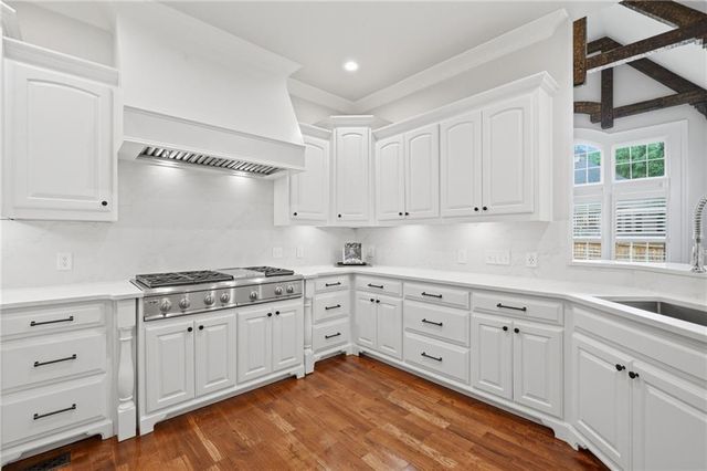 1005 Ector Drive NW, Kennesaw, GA 30152