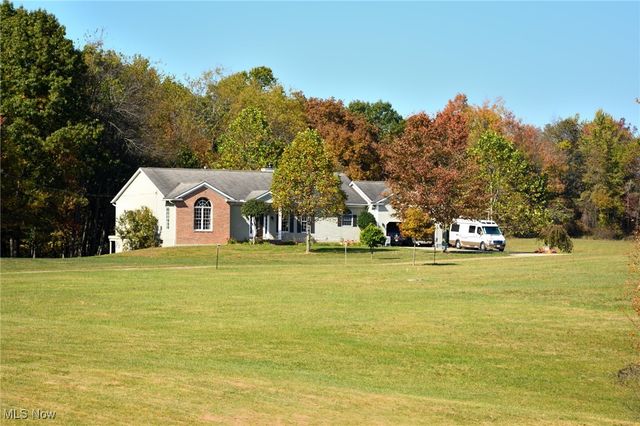 3859 Mayfair Lane, Cambridge, OH 43725