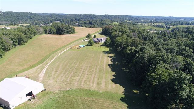 3859 Mayfair Lane, Cambridge, OH 43725