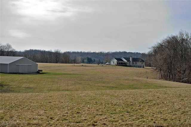 3859 Mayfair Lane, Cambridge, OH 43725