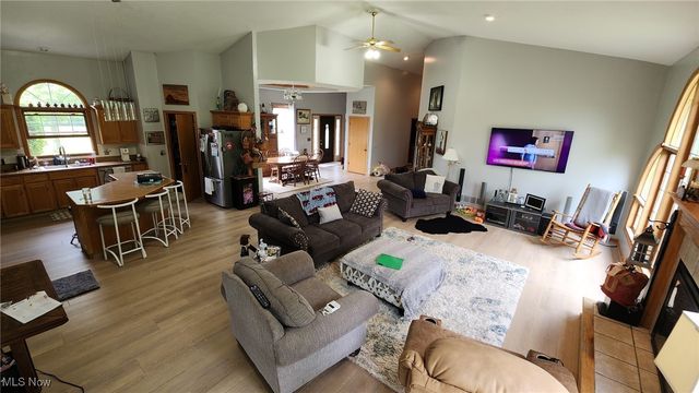 3859 Mayfair Lane, Cambridge, OH 43725