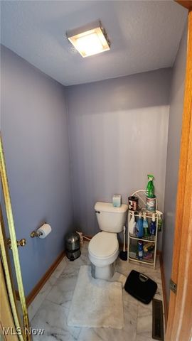 3859 Mayfair Lane, Cambridge, OH 43725