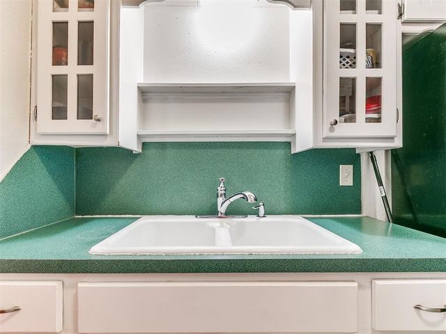 937 NW 19th Street, Moore, OK 73160