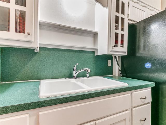 937 NW 19th Street, Moore, OK 73160