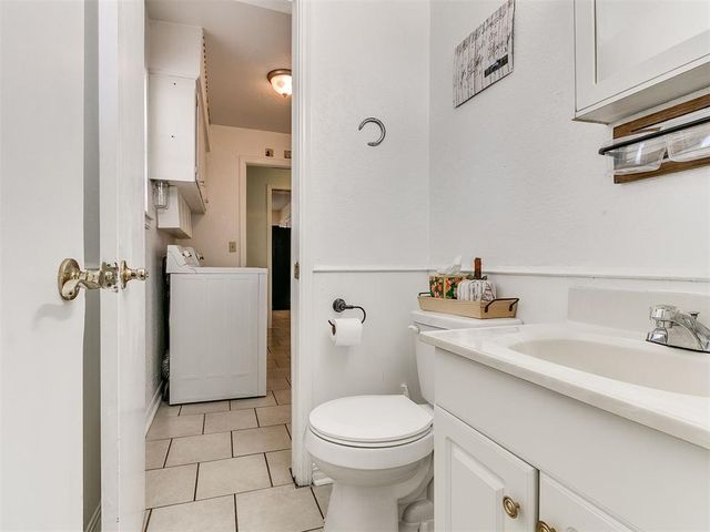 937 NW 19th Street, Moore, OK 73160