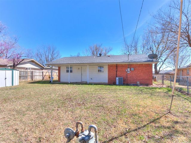 937 NW 19th Street, Moore, OK 73160