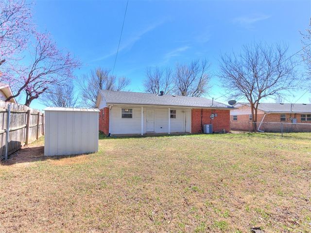 937 NW 19th Street, Moore, OK 73160