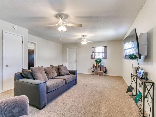 937 NW 19th Street, Moore, OK 73160