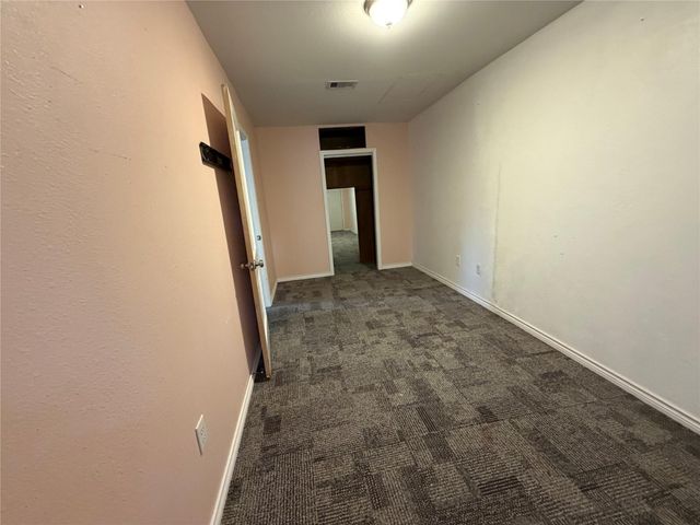 303 Magnusson Avenue, Palacios, TX 77465