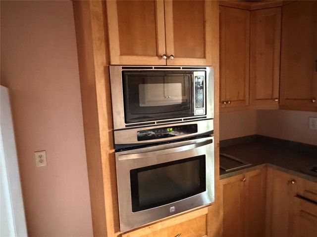 303 Magnusson Avenue, Palacios, TX 77465