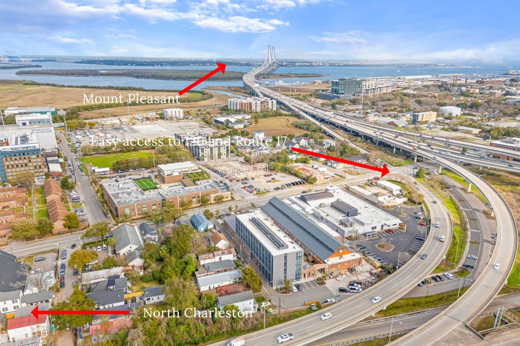 Image 20 of property listing at 6 Poinsett Street, Charleston, SC 29403