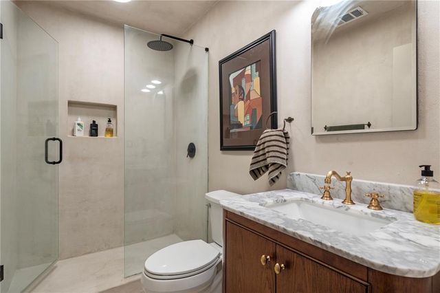 650 Glen Iris Drive NE 31, Atlanta, GA 30308