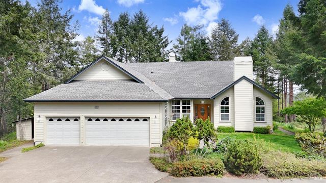 8950 Hwy 116, Forestville, CA 95436