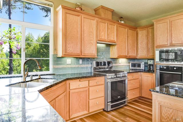 8950 Hwy 116, Forestville, CA 95436