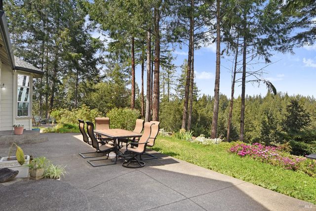 8950 Hwy 116, Forestville, CA 95436