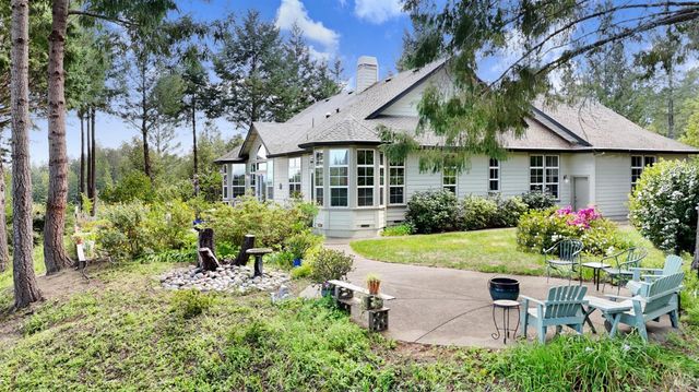 8950 Hwy 116, Forestville, CA 95436