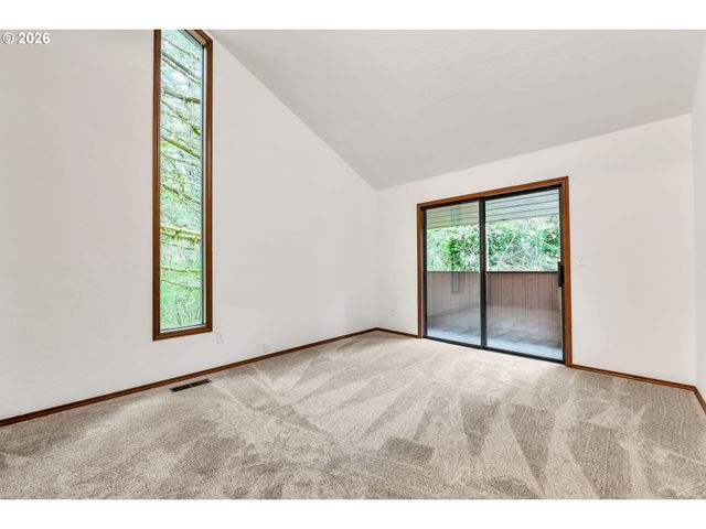 89879 SHEFFLER Rd, Elmira, OR 97437